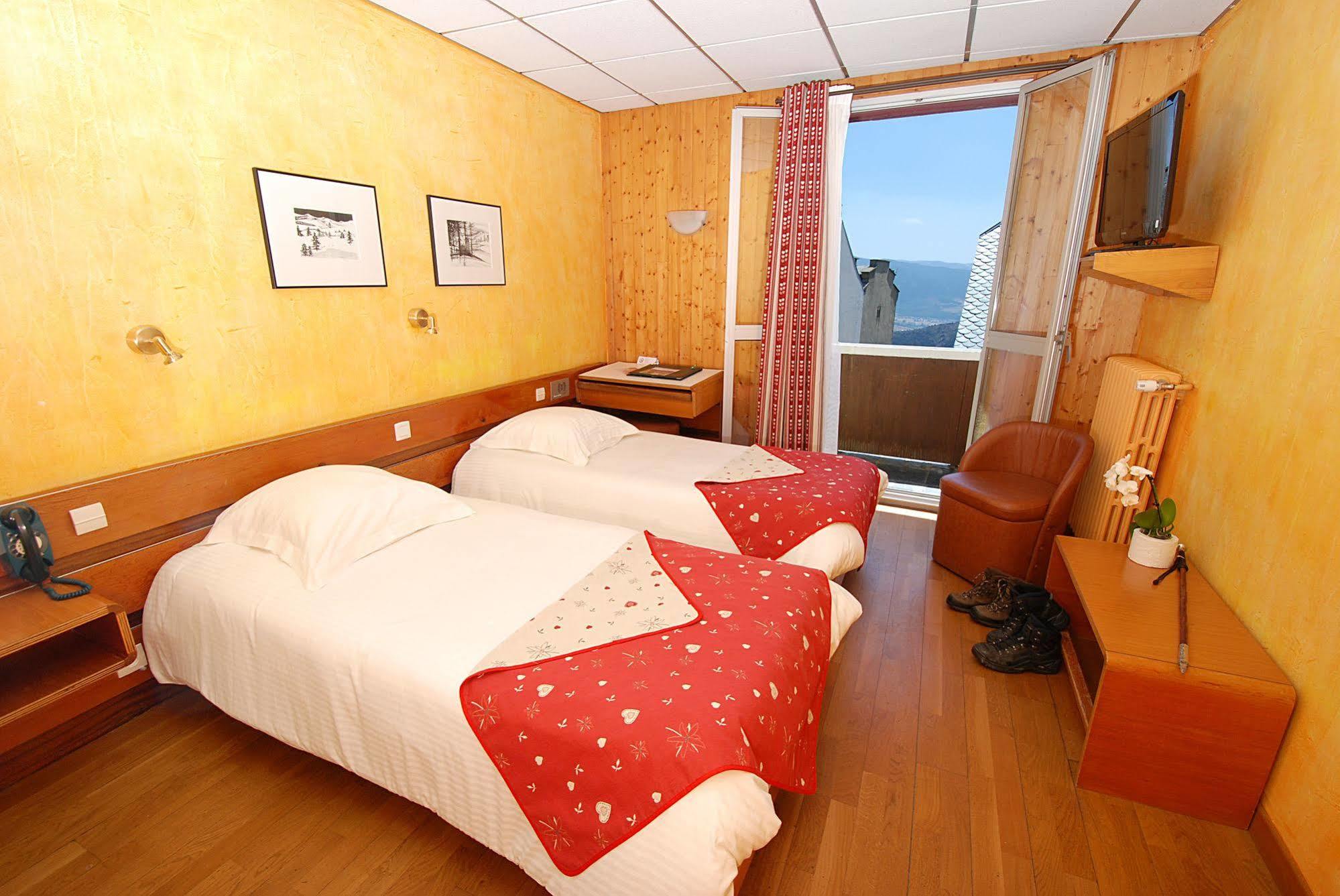 Carlit Hotel Font-Romeu-Odeillo-Via Værelse billede